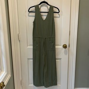 Old Navy Romper/Jumpsuit
